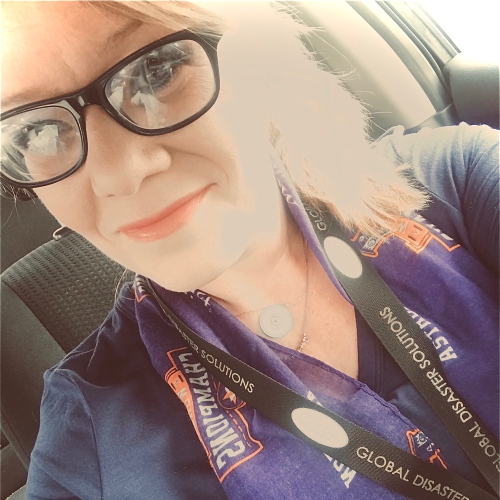 Meet your Posher, Courtney